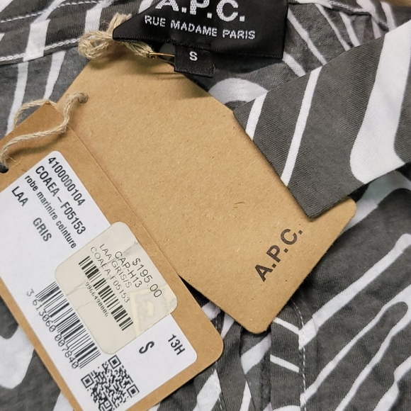 A.P.C. Long Sleeve Animal Print Fitted Dre… - Picture 11 of 11